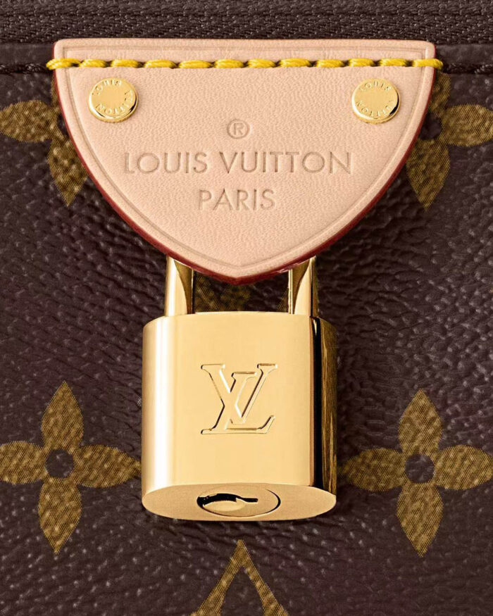 Louis Vuitton Pochette Tiirette handbag6