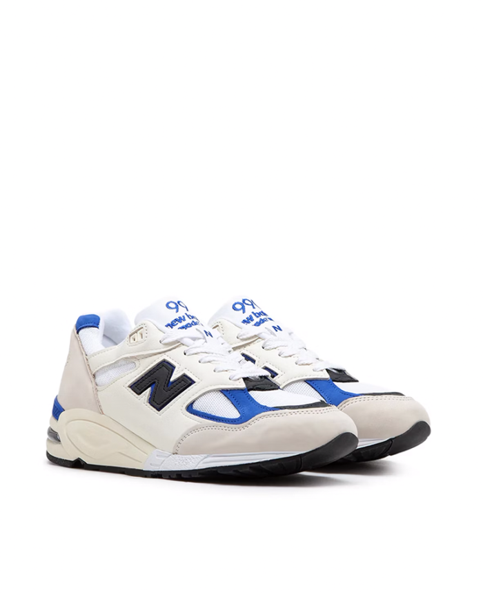 New Balance 990 Made in USA – Iconic Comfort and Quality Sneakers1