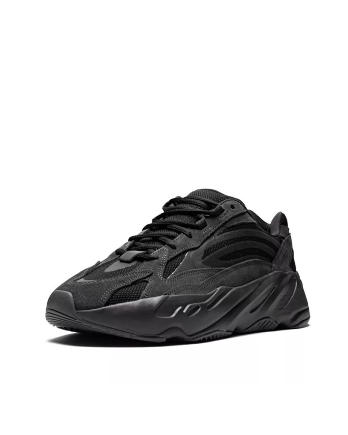 adidas Yeezy Boost 700 V2 Vanta3